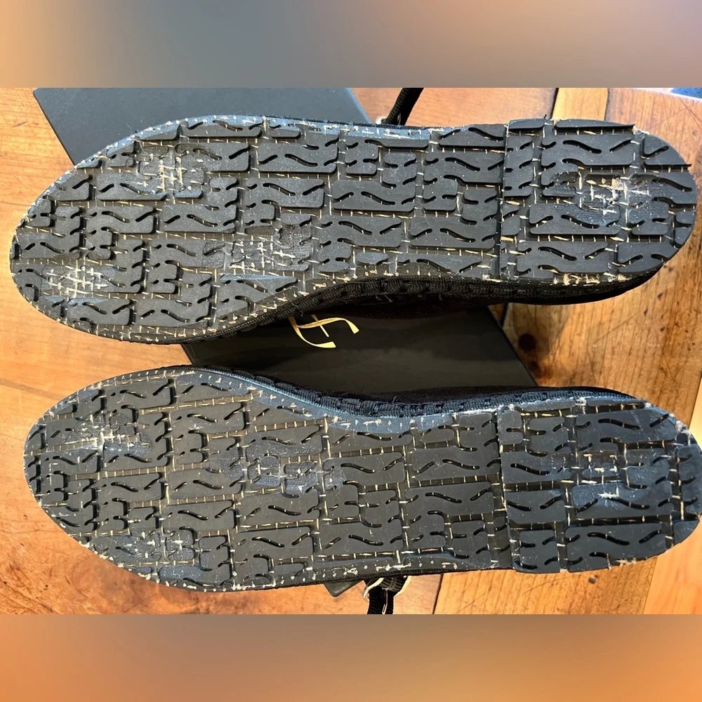 Black Velvet Flats with Strap - Picture 8 of 9